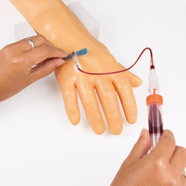 Trainingsarm für intravenöse Injektion und Infusion